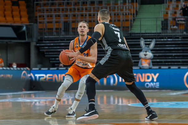 我先为你根 我先为你根