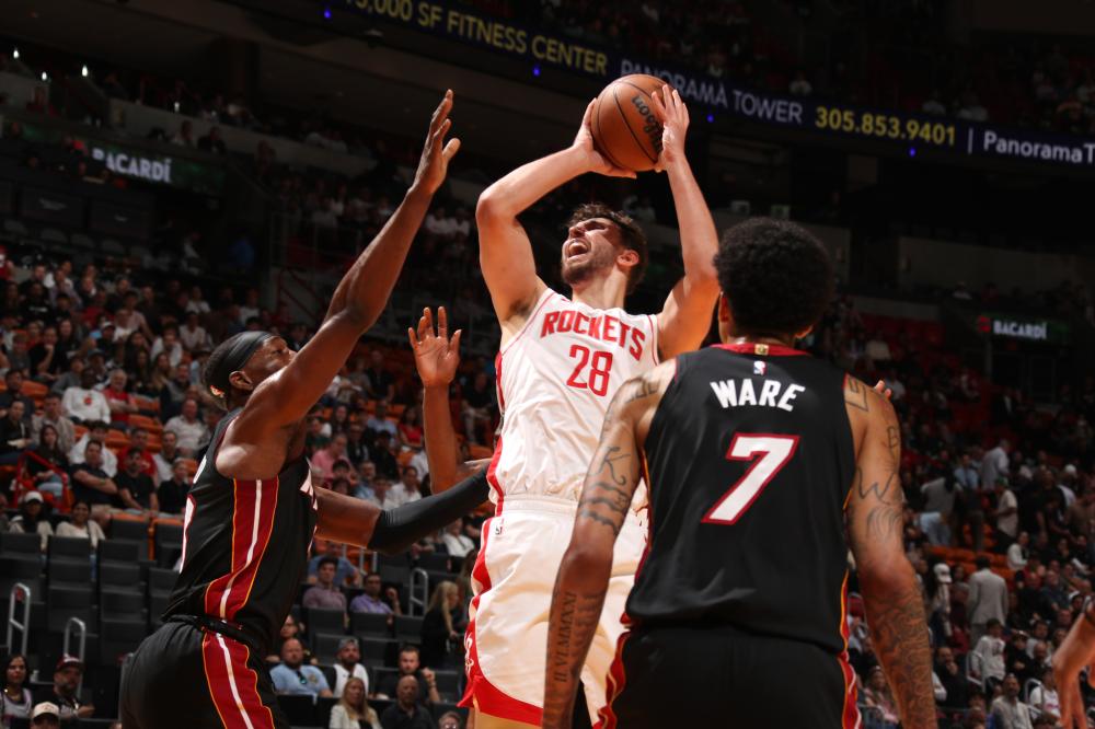 伦蒂诺担任 伦蒂诺担任