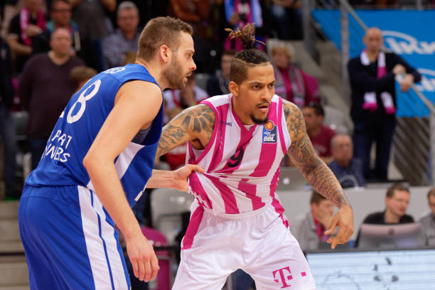 稳固的防守 稳固的防守