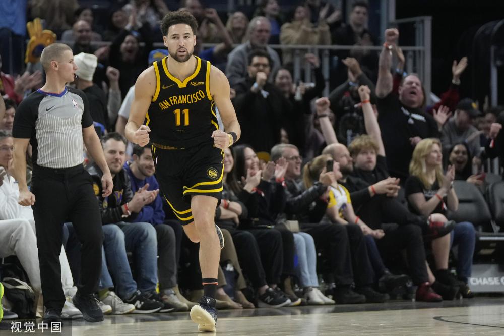 依靠中场的 依靠中场的